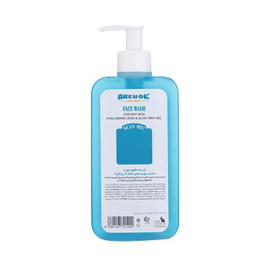 ژل شستشو صورت آر یو اوکی مناسب پوست های خشک حاوی هیالورونیک اسید و ژل آلوئه ورا با خاصیت آبرسانی عمقی و تسکین‌دهنده حجم ۴۰۰ میل