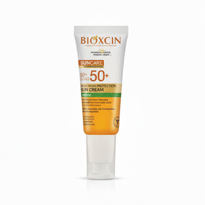 پک دو عددی ضد آفتاب صورت و بدن بیوکسین مدل SUN CARE VERY HIGH PROTECTION با SPF50 حاوی کلاژن و هیالورونیک اسید