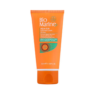 کرم ضد آفتاب فاقد چربی بی رنگ بایومارین مدل AQUA SUN با SPF50 مناسب پوست های چرب و جوش دار حجم ۵۰ میل