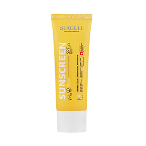 کرم ضدآفتاب فاقد رنگ آقایان سی‌گل مدل SUNSCREEN MEN PRO با فاکتور محافظتی SPF 55 مناسب انواع پوست حجم ۵۰ میل