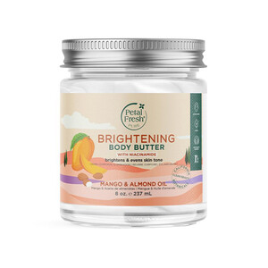 کره بدن روشن کننده و مغذی پتال فرش مدل Brightening Mango And Almond Oil  مناسب پوست های کدر و تیره حجم 237ml
