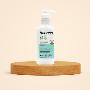 لوسیون بدن نیاسینامید باباریا مدل Vit B3 با خاصیت یکدست کننده و تقویت سد دفاعی حجم 500ml