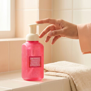 هندولوژی Handology فوم شستشوی دست مدل Petite Pink Peony، فرمول Floral Foaming