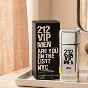 خرید عطر مردانه نایس پاپت 212 VIP MEN ادوپرفیوم جیبی ۳۰ میل