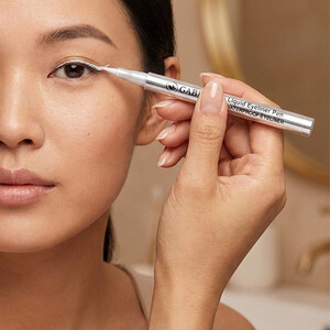 خط چشم ضدآب گابرینی مدل Liquid Eyeliner Pen با سر نمدی نازک