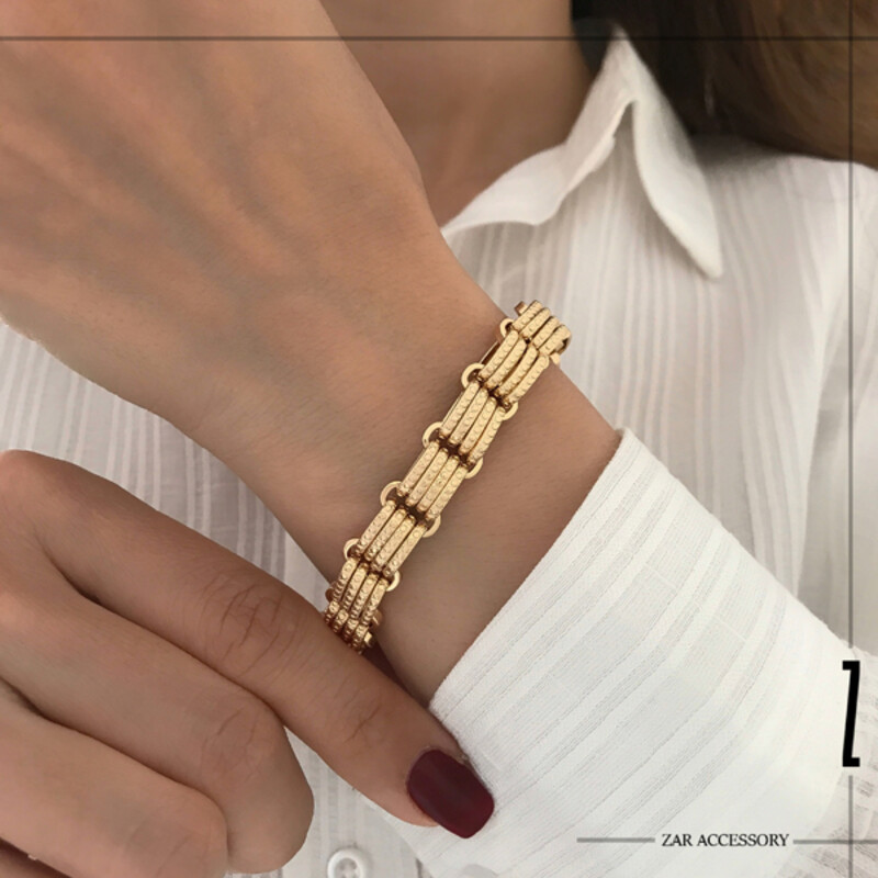 دستبند حلقه‌ای مصری