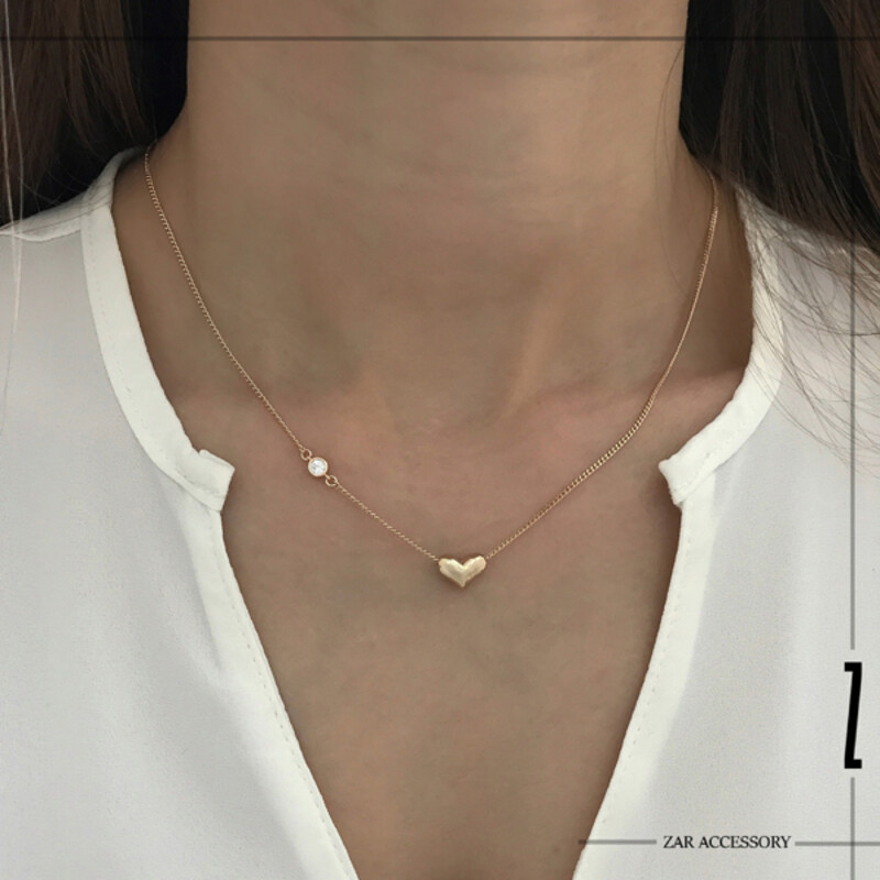 گردنبند قلب و نگین