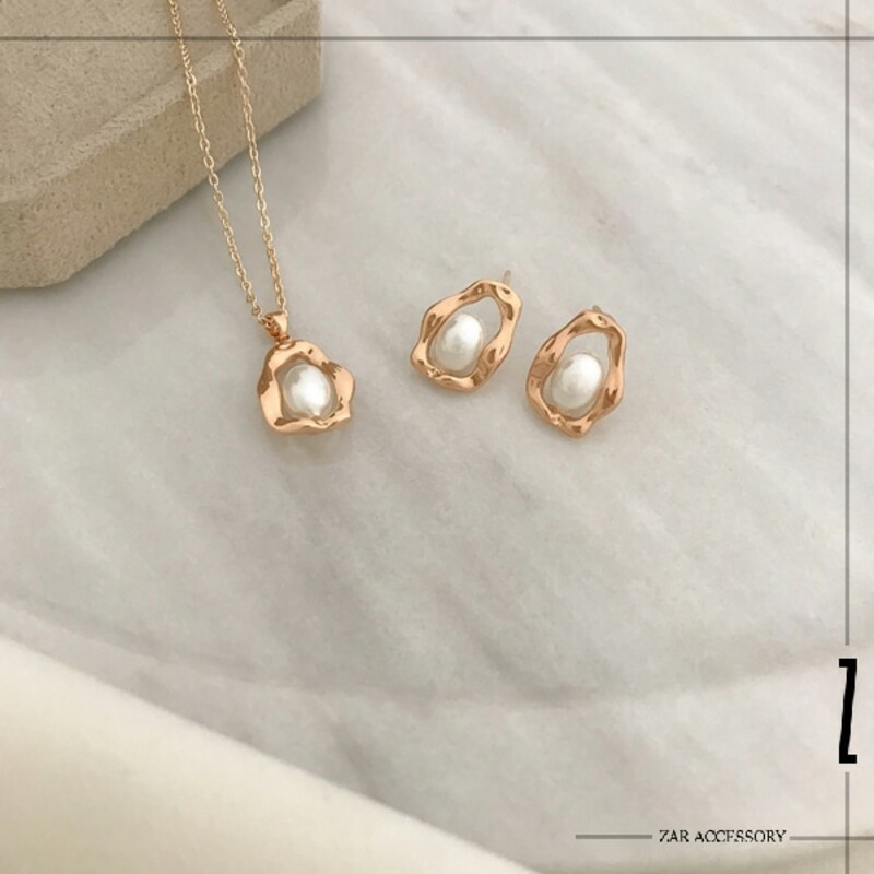 نیم‌ست دفرمه مروارید بیضی