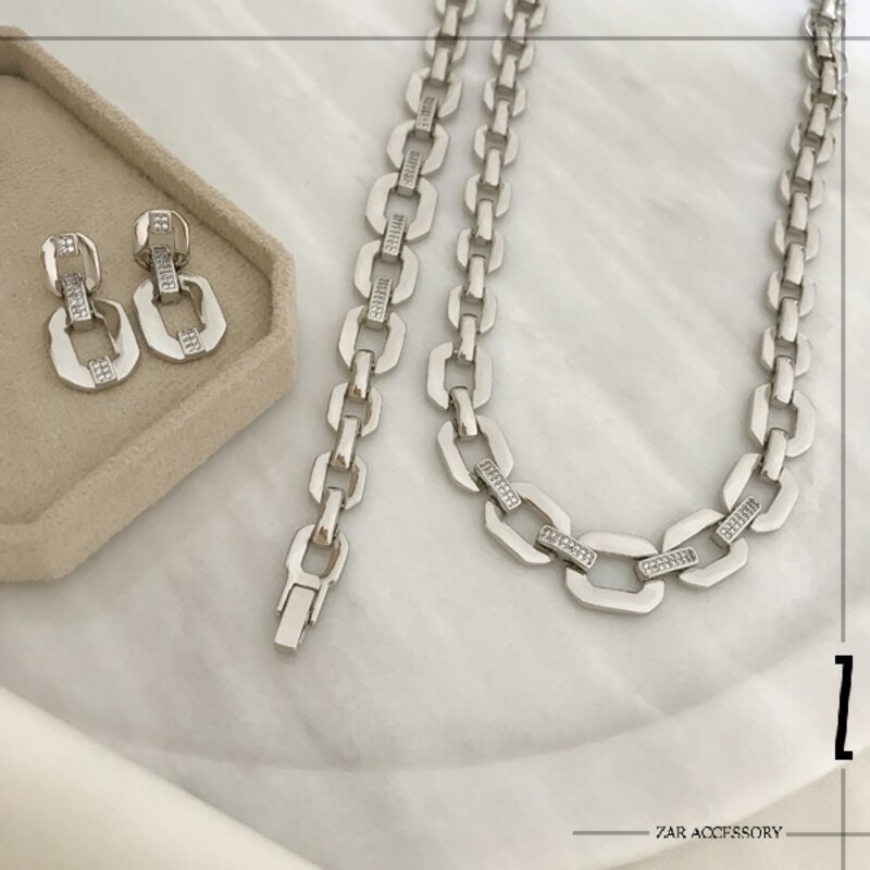 نیم‌ست زنجیره دیپلمات