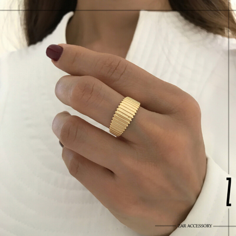 انگشتر شیاردار