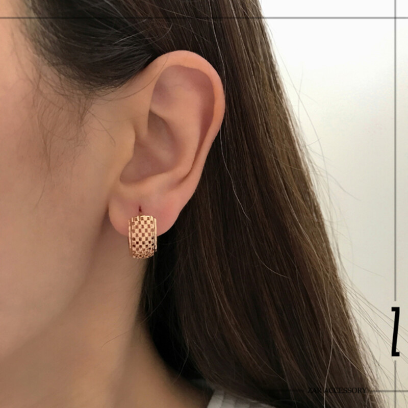 گوشواره حلقه‌ای توری