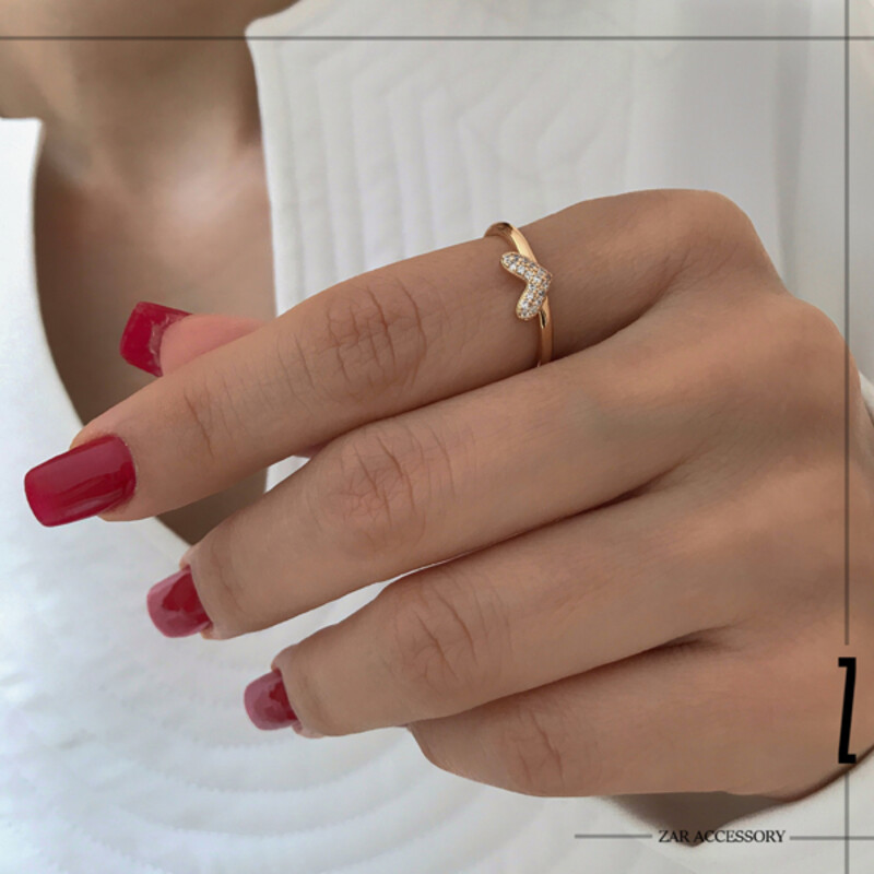 انگشتر زنانه تک قلب نگینی