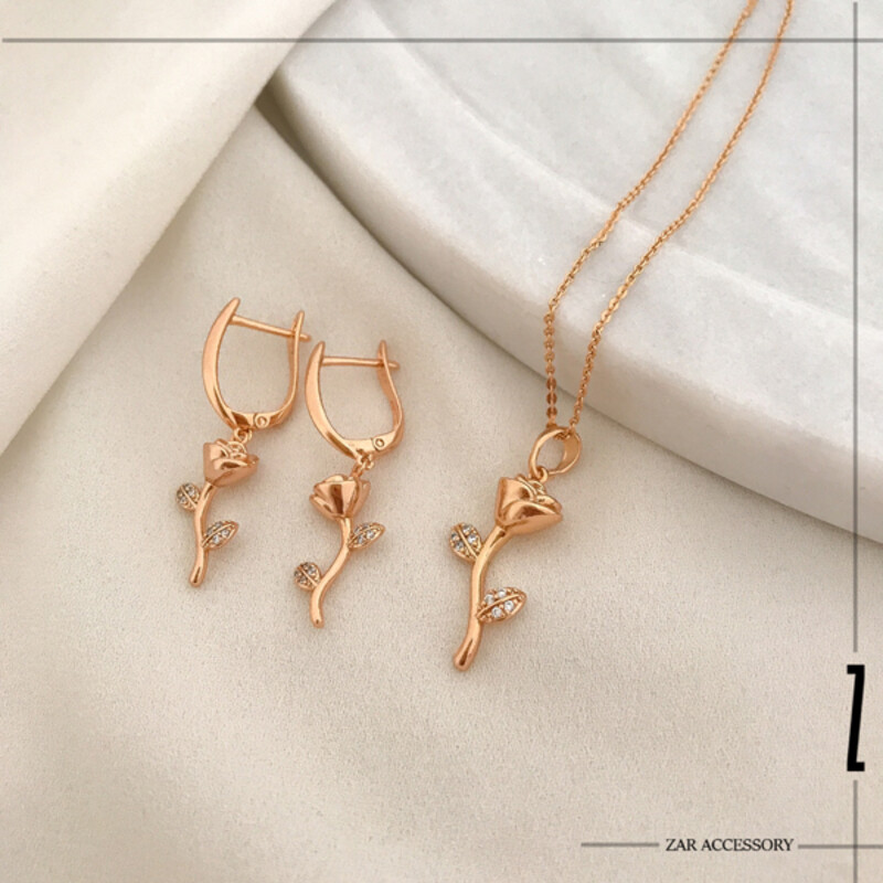 نیم‌ست زنانه گل رز