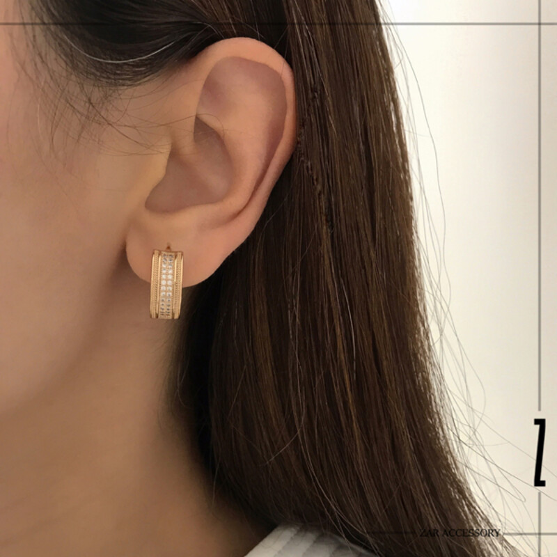 گوشواره حلقه‌ای نگین‌دار دو رو