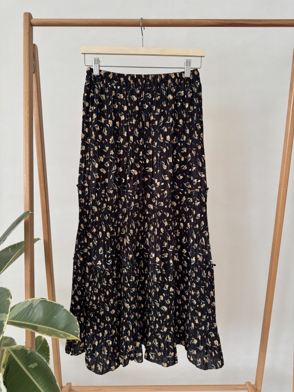 دامن حریر پلیسه گل‌دار کد 200