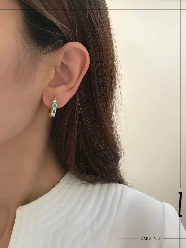 گوشواره حلقه‌ای میناکاری گل سبز