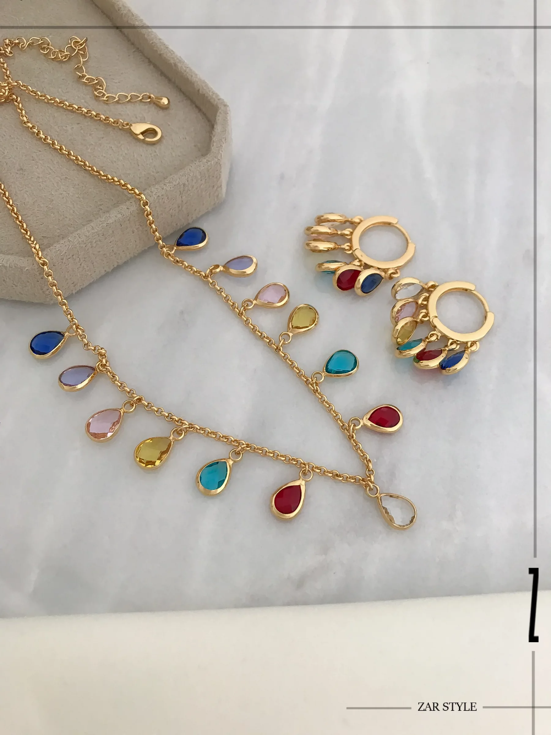 نیم‌ست آویز نگین اشکی مولتی کالر