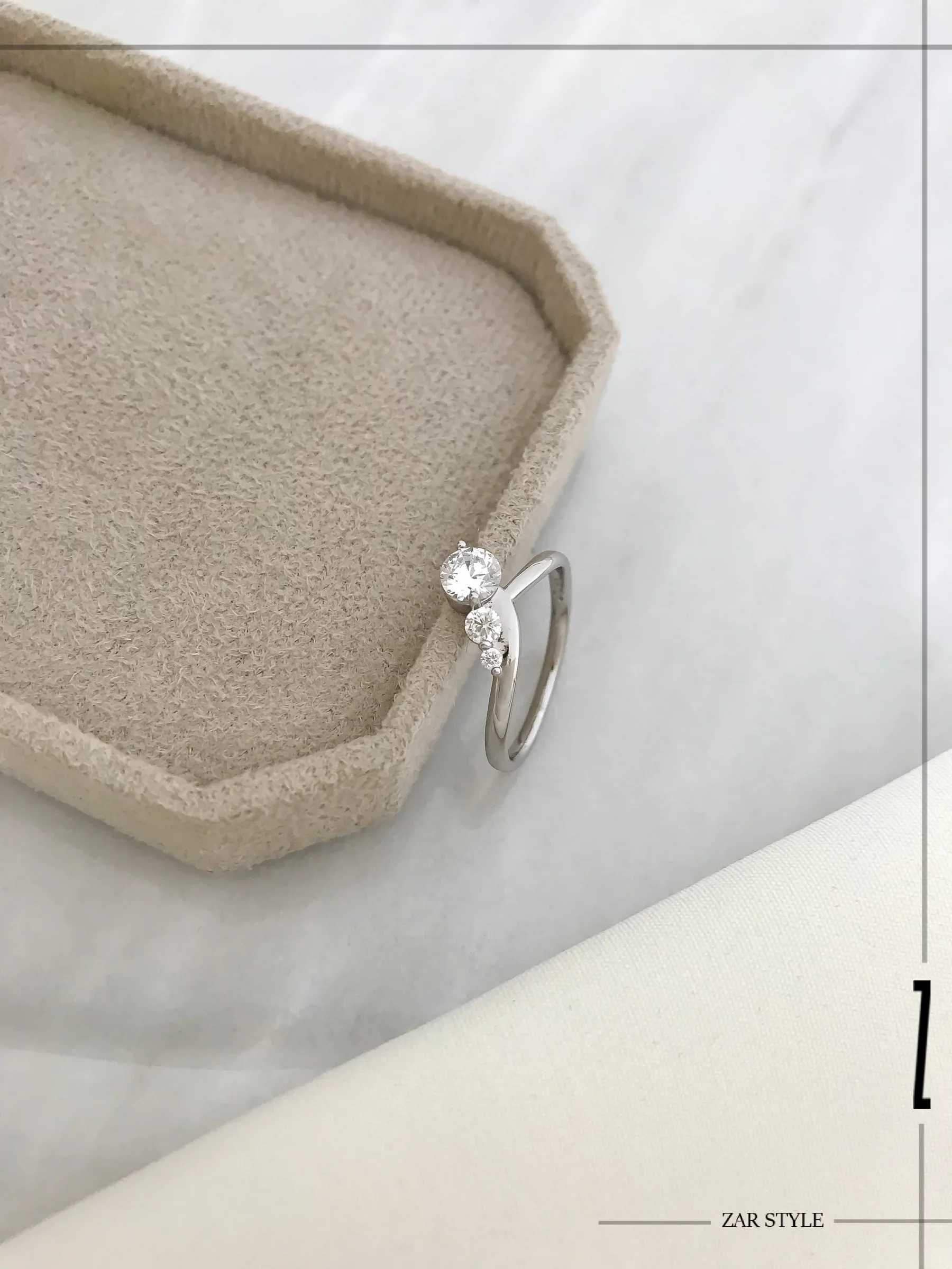 انگشتر حلقه هفتی سه نگین