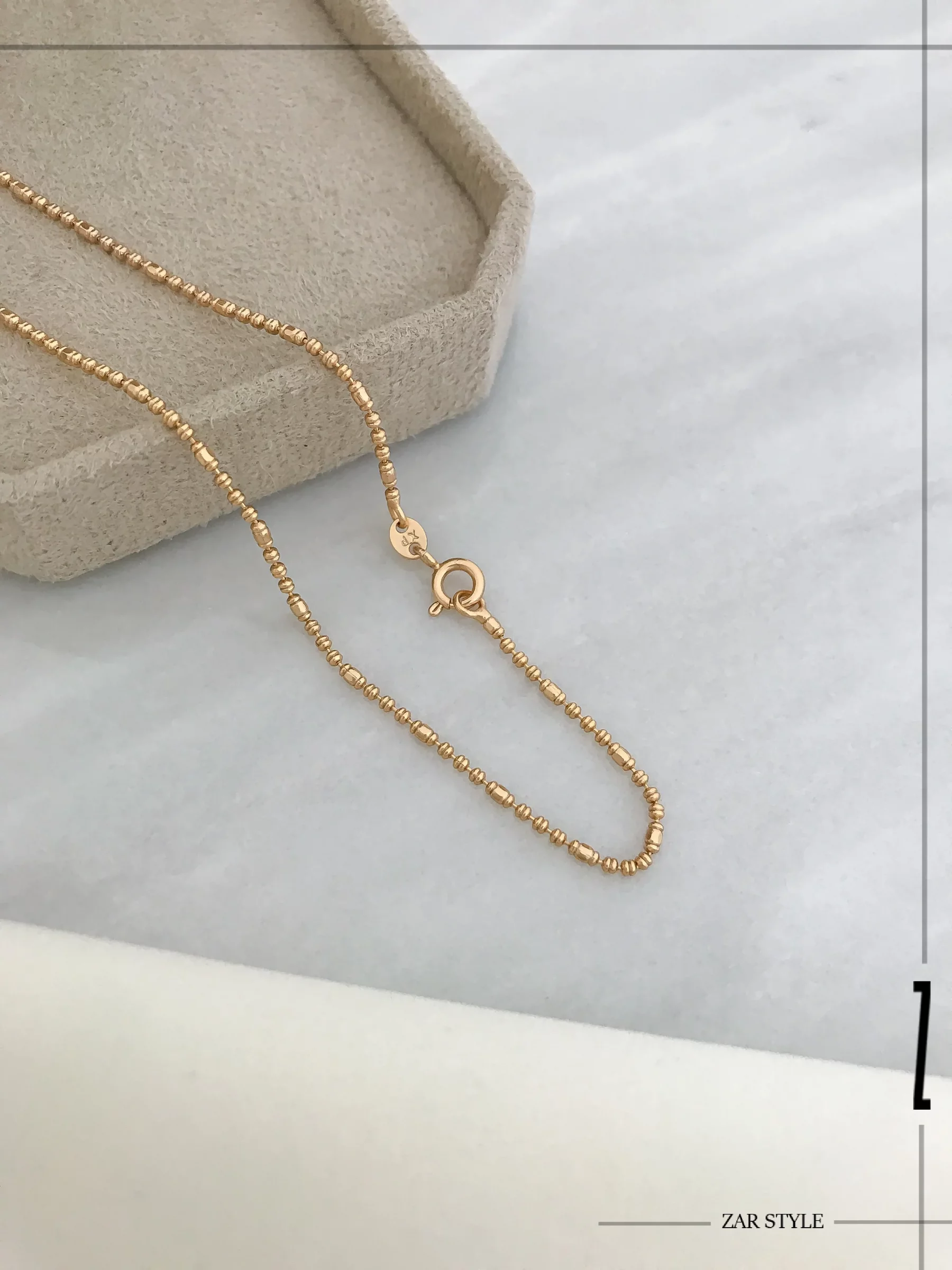 گردنبند زنجیر مهره‌ای