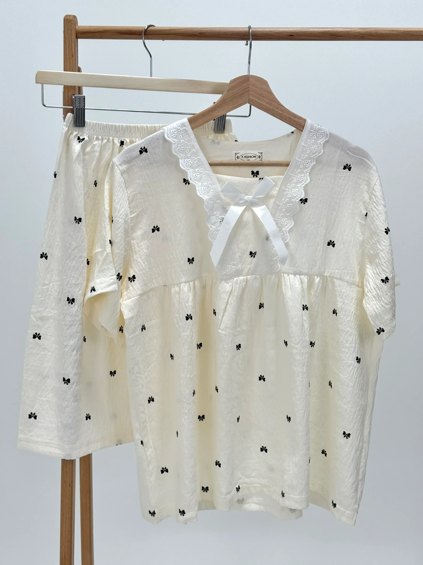 ست لباس راحتی بلوز و شلوارک کد 108