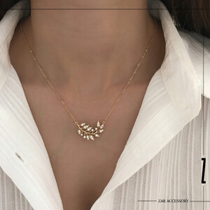 گردنبند شاخه برگ