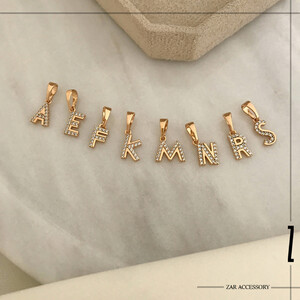 گردنبند حروف