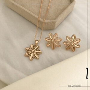 نیم‌ست گل تراش‌دار