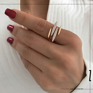 انگشتر خطی سه بعدی