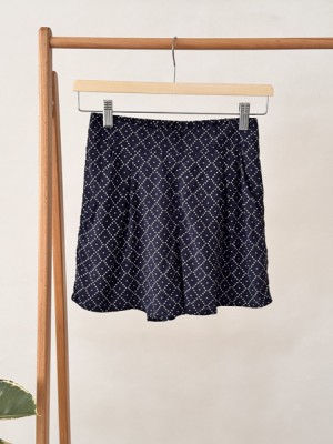 شورتک طرح‌دار اسمارا