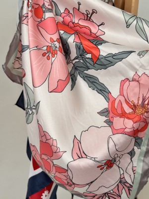 مینی اسکارف ساتن