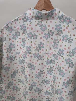 شومیز طرح گل آبی
