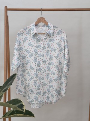 شومیز طرح گل آبی