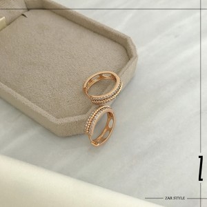 گوشواره حلقه‌ای سه لاینی نگین و پیچ