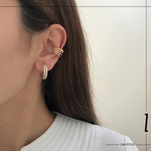 گوشواره حلقه‌ای سه لاینی نگین و پیچ