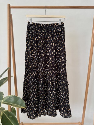 دامن حریر پلیسه گل‌دار کد 200