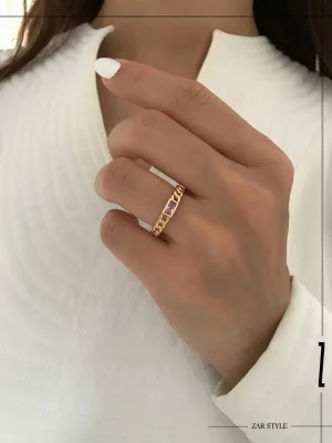 انگشتر کارتیه نگین باگت صورتی