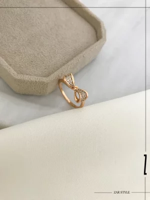 انگشتر پاپیون نگین‌دار