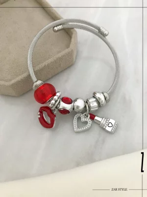 دستبند پاندورا  چارم لب و رژ قرمز