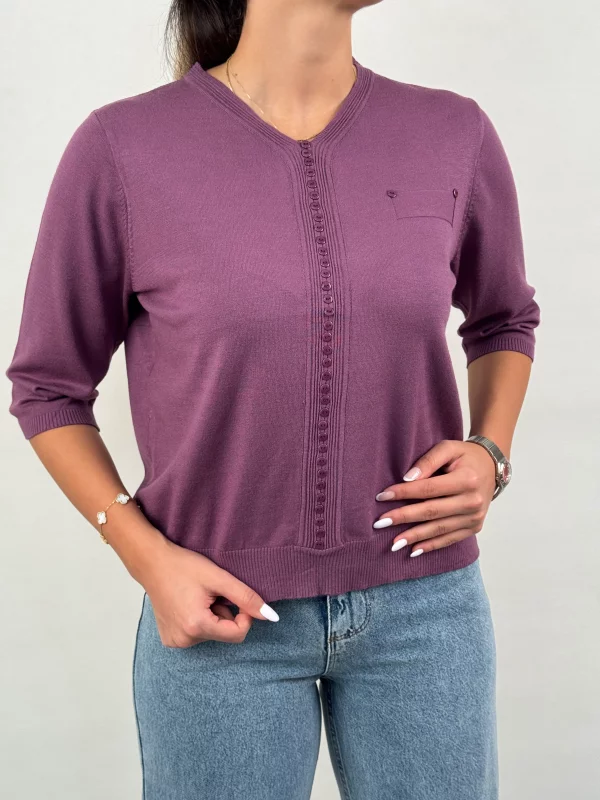 بافت یقه هفت جلو دکمه‌دار