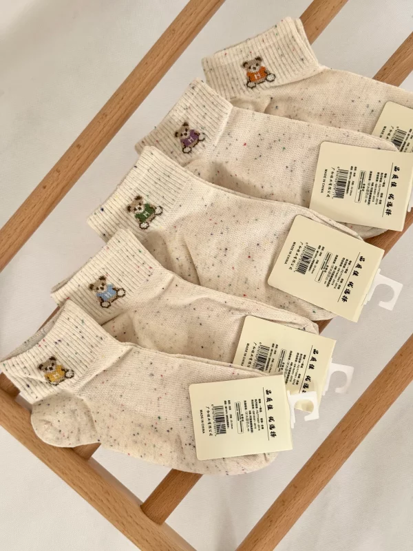 جوراب مچی دانه رنگی طرح خرس