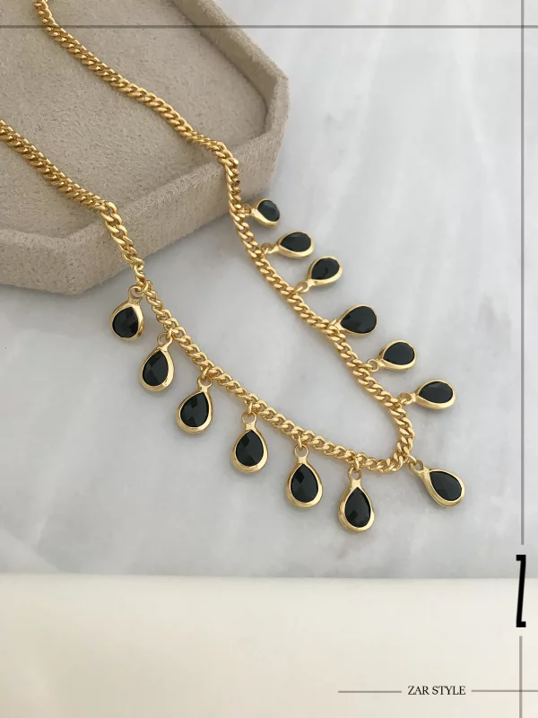 گردنبند آویز نگین اشکی مشکی
