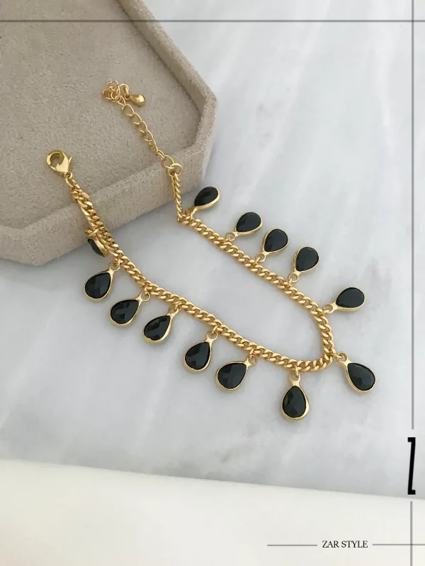 دستبند آویز نگین اشکی مشکی