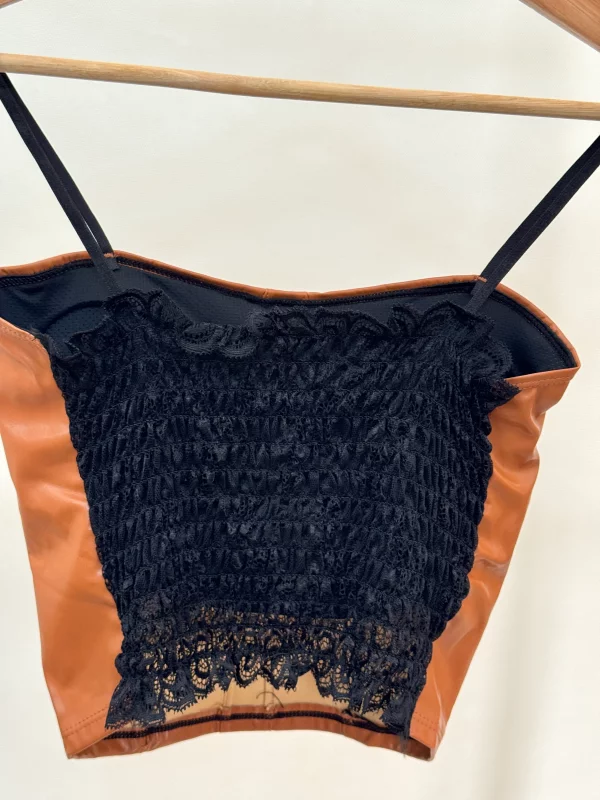 تاپ کراپ چرم