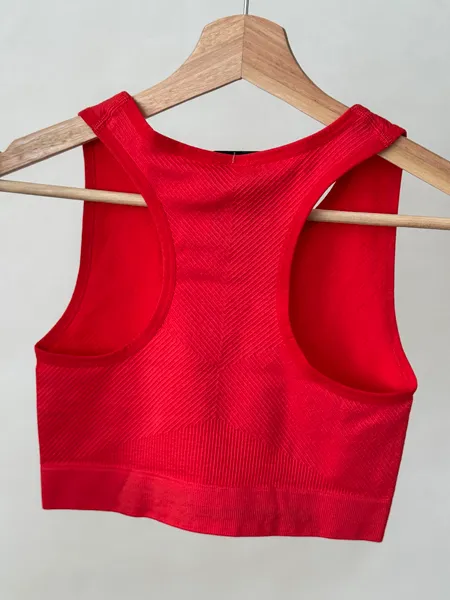 نیم تنه ورزشی بافت‌دار