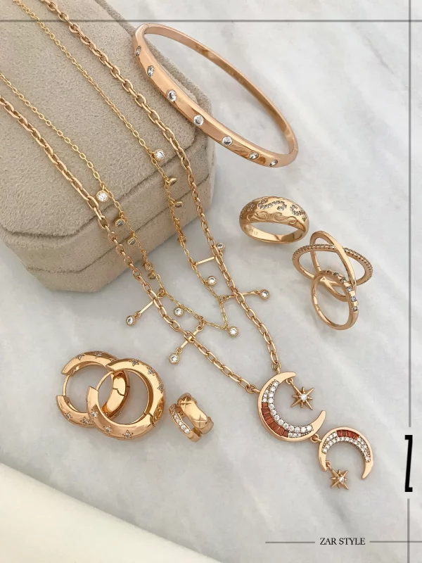 گوشواره حلقه‌ای نگین ستاره‌ای