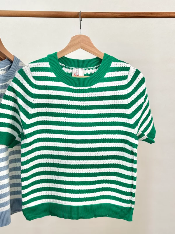 بافت راه راه یقه گرد