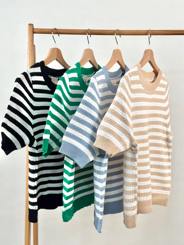 بافت راه راه یقه گرد