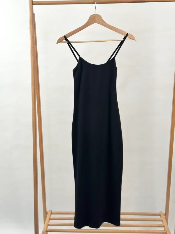 پیراهن میدی ساده مشکی