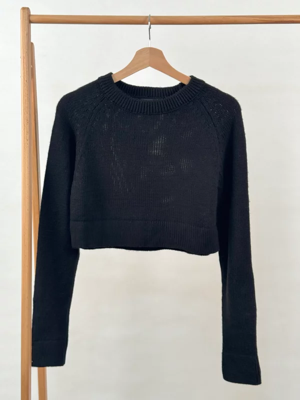 کراپ بافت مشکی یقه گرد