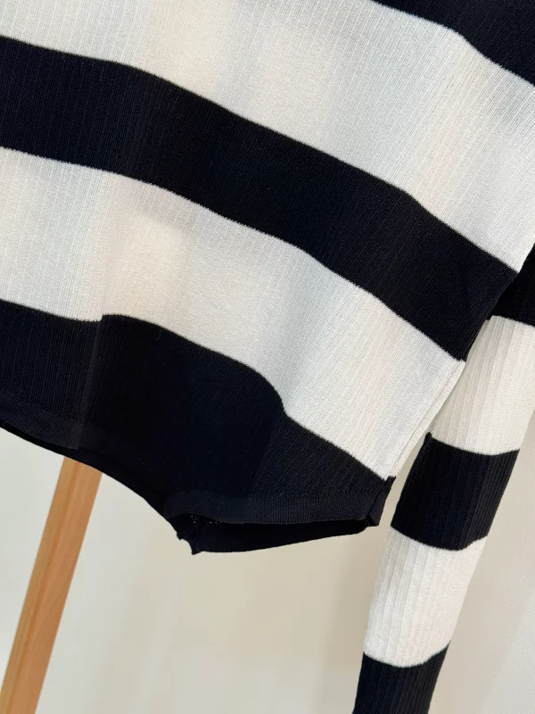 بافت راه راه جلو اریب